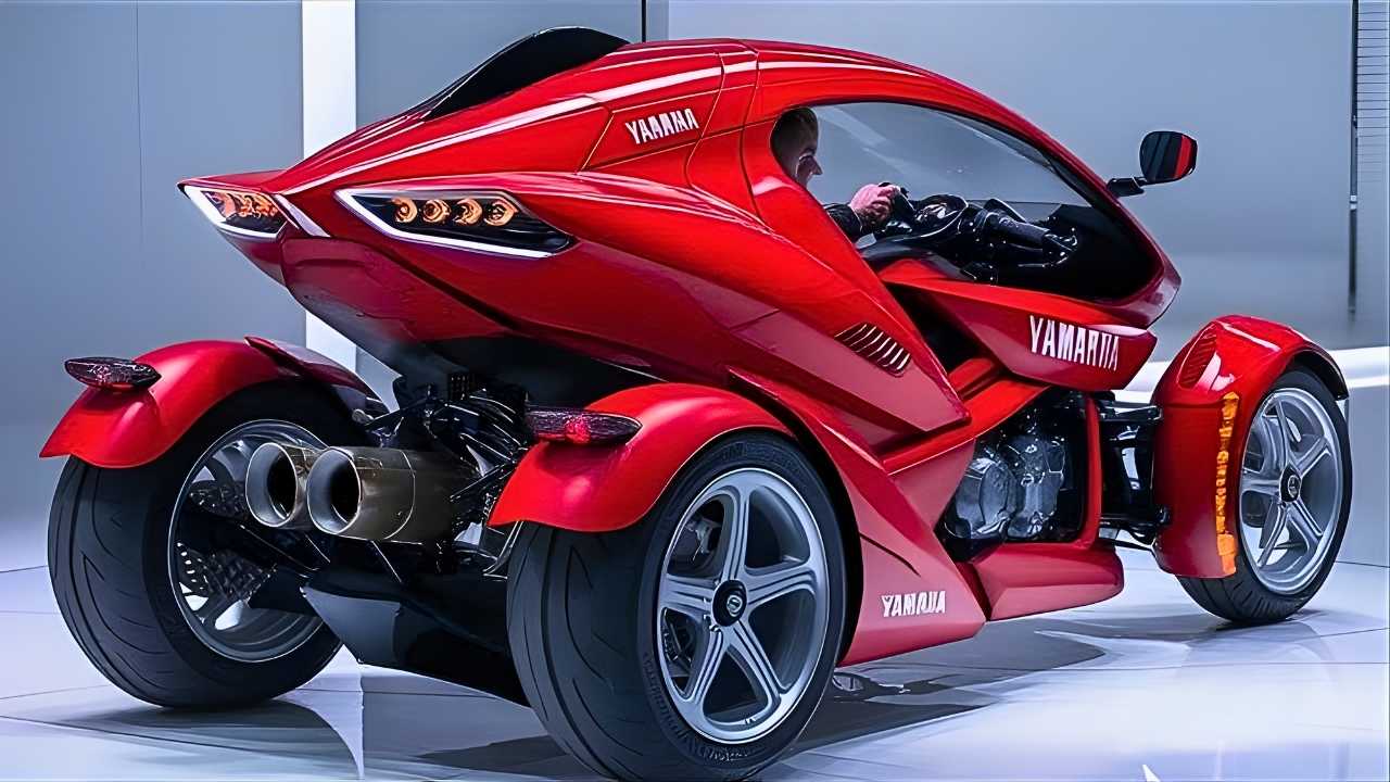 2026 Yamaha TMAX Tech MAX Review Ultimate Maxi-Scooter Performance and Features